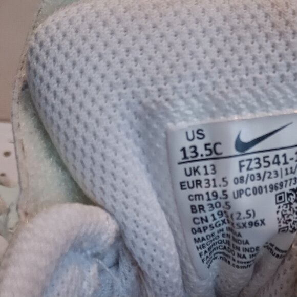 Kids Nike Court Borough Size 13.5 Mint - Picture 6 of 6